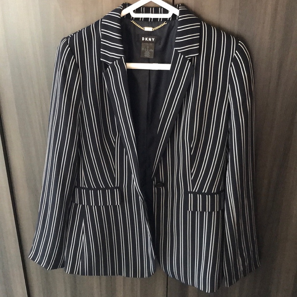 DKNY blazer